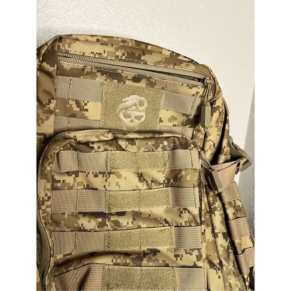 SOG Tools and Knives Internal Frame Tactical Multi Day Overnight Travel and Work - Picture 2 of 6